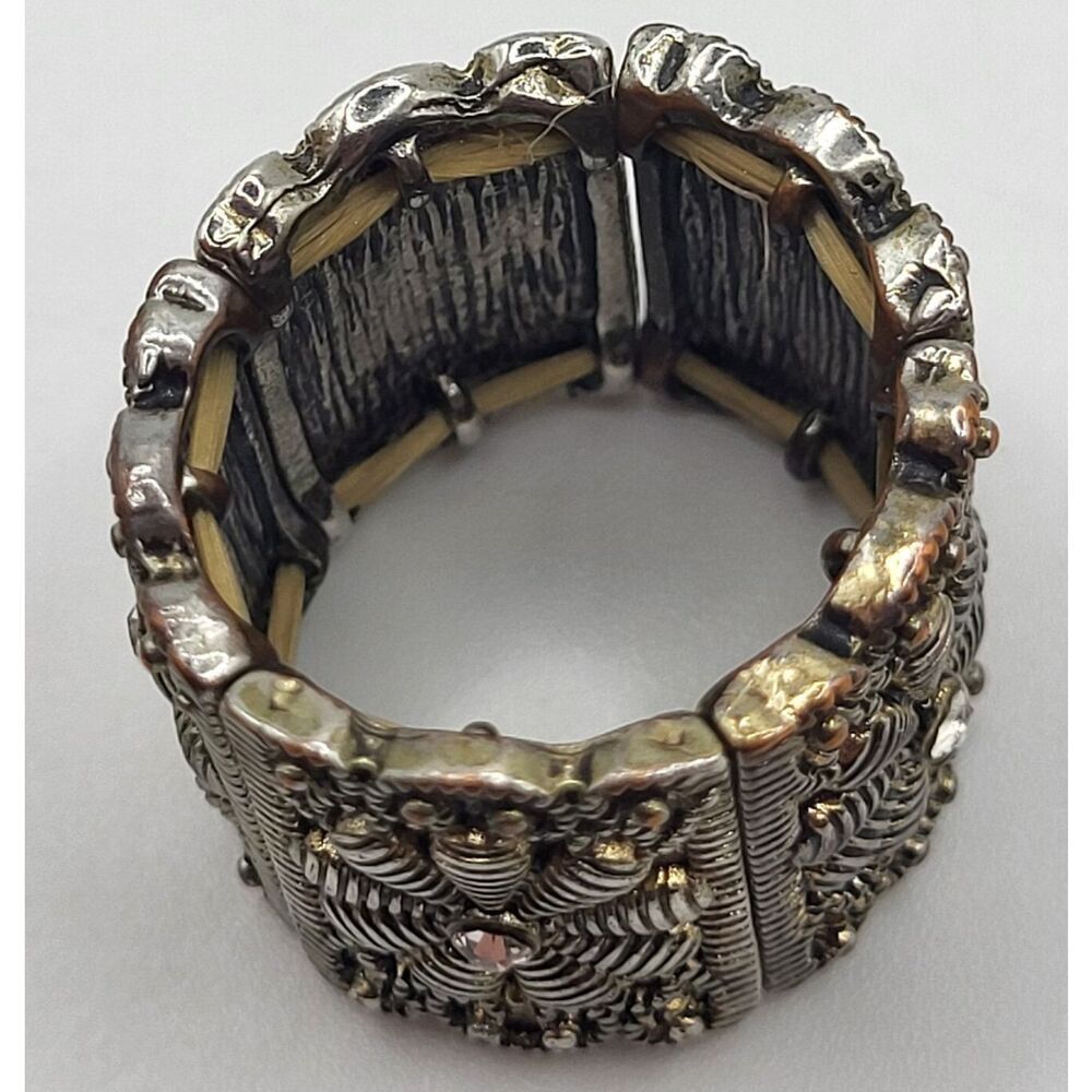 Floral Filigree Fashion Ring size 7.5 - Picture 2 of 3